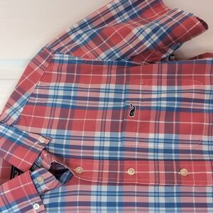Vineyard Vines Short Sleeve Whale Shirt. Pink/Blue Plaid. Size XS